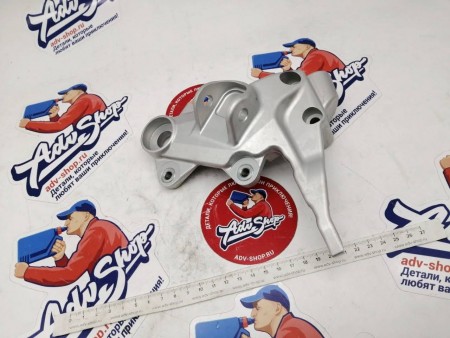 KTM Footpeg bracket right cmpl. кронштейн крепления подножки (правый) 690 19-20 ( 7690303904401 )
