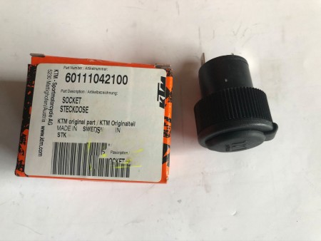 KTM SOCKET гнездо прикуривателя 990 ADV SM 09-13 ( 60111042100 )