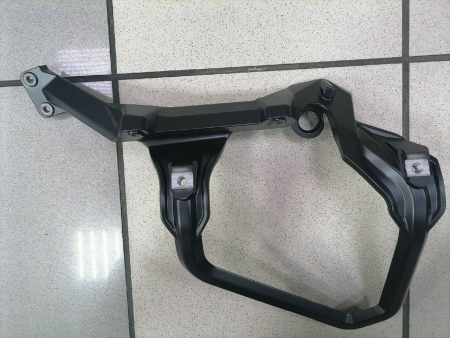 KTM SUPPORT SIDE PART L/S Кронштейн боковой сумки (левый)  990 SMT 09-13  ( 62008041050 )