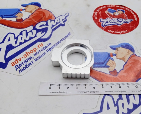 KTM CHAIN TENSIONER R/S LC8 03 планка натяжителя приводной цепи ( правая сторона ) 690 790 890 950 990 1190 1290  Adv SM Duke 03-23 ( 60010084000 )