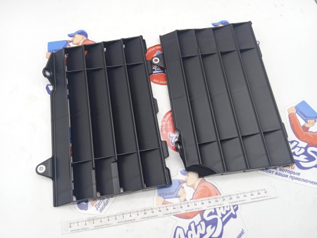 KTM radiator protection left/right Дефлекторы радиатора черные (к-т 2шт) KTM 1290 SuperAdventure /21-> ( 61935036000C1 )