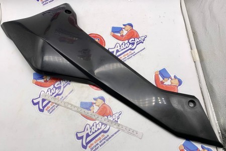 KTM SIDE COVER R/S BLACK спойлер передний правый ( низ ) черный / без наклеек 690 R / SMC14-18 ( 7650814200030 )