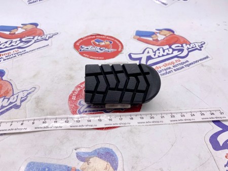 KTM FOOTREST RUBBER FRONT L/S   03 Резиновая вставка в подножку левая KTM 690/990/03-> 1190 Adventure/13-> 790 890 Adv 19->( 60003040010 )