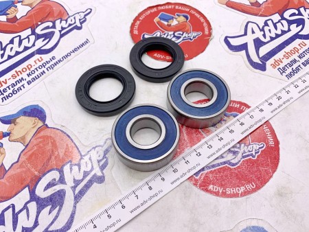 WRP 25-1379 Комплект подшипников и сальников переднего колеса XL1000 99-11, VFR800 98-15, DL1000 02-12  ( ALLB 25-1379 )