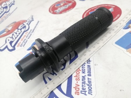 KTM THROTTLE GRIP грипса правая 250 390 DUKE Adv 15-21 ( 93702010033 )
