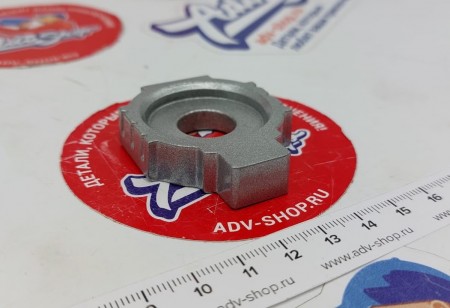 KTM chain tension adjuster, right башмак натяжителя приводной цепи 125 200 250 390 Duke Rc Adv 11-21 ( 90110084000 )