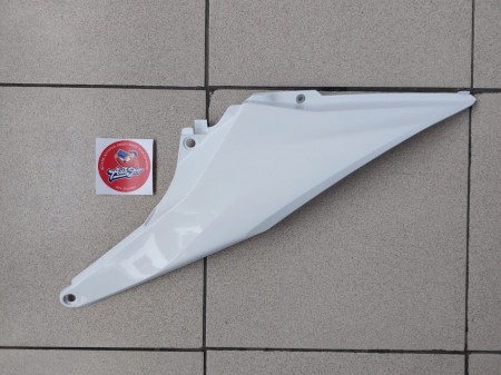 KTM Filter box cover left крышка аирбокса левая белая SX 19-> / EXC 20-> ( 79106005000AB )