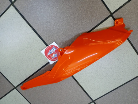 KTM SIDE FAIRING ORANGE короб аирбокса левый ( оранжевый ) SX/SXF 23-24, EXC/EXCF 24-> ( A46006005000EB )