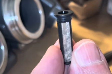KTM Oil screen сетчатый масло фильтр в головку 890 / 901  ( 61738016000 )