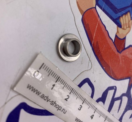 KTM bushing chain protection втулка пластика 690 790 890 1190 1290  14-> ( 69004060150 / 69004060050 )