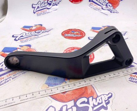 KTM ENGINE HANGER RH JP113410 BLK крепление мотора правое 390 ( 96303006000C1 )