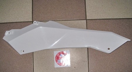 KTM SIDE COVER L/S WHITE боковина левая ( белый )  690 R/SMC 09-11 ( 7650804100028 )