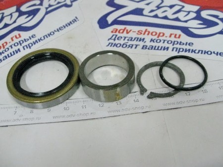 KTM COUNTER SHAFT REP.KIT 2 STROKE ремкомплект сальника ведущей звезды 2Т / сальник/втулка/o-ring/стопор  250/300 SX/EXC 11-16 Freeride 14-17 ( 54833210010 / 00050000940 )