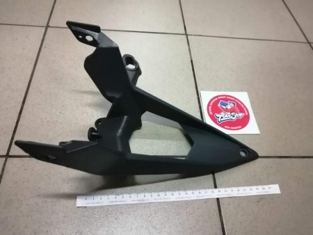 HUSQVARNA / HUSABERG FENDER BRACE BLACK кронштейн крыла ( 8120800910030 /  81208009100  / 81208009100B0 )