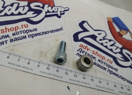 KTM BUSHING WITH SCREW EXC USA Втулка бокового упора XCW EXC 04-07 ( 50303023280 / 50303023360 )